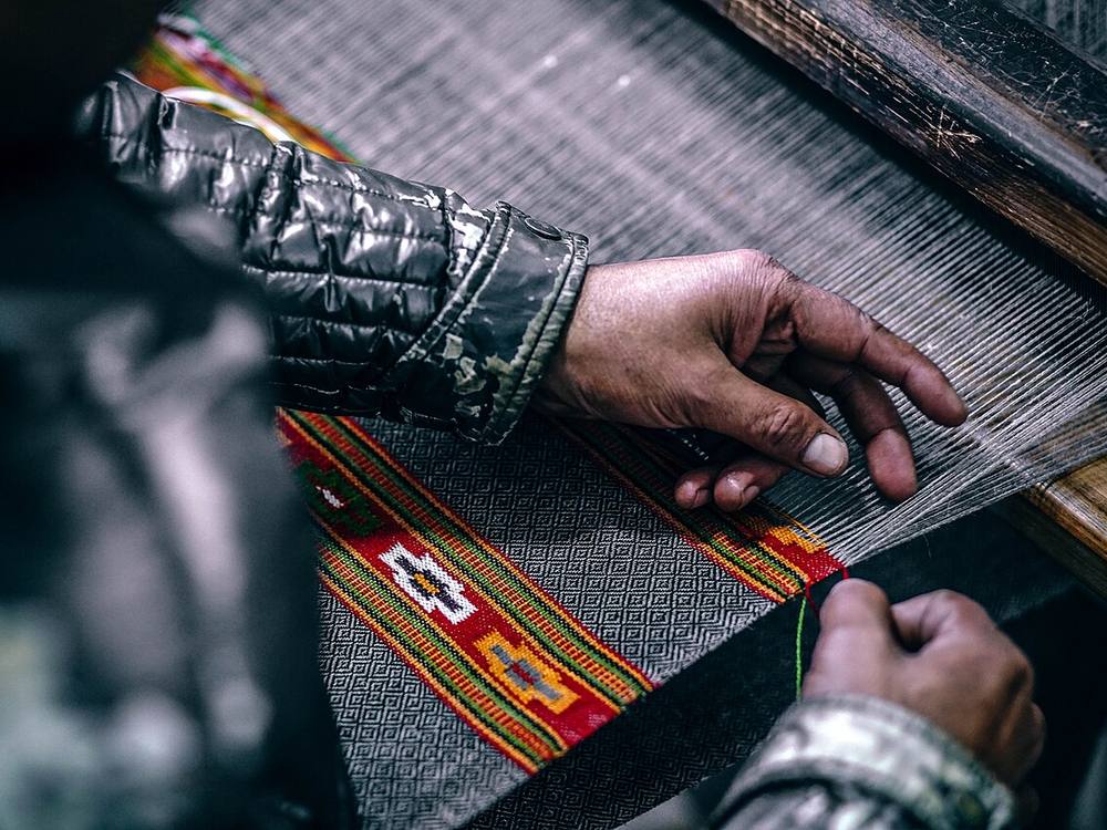Fabrics & yarns
